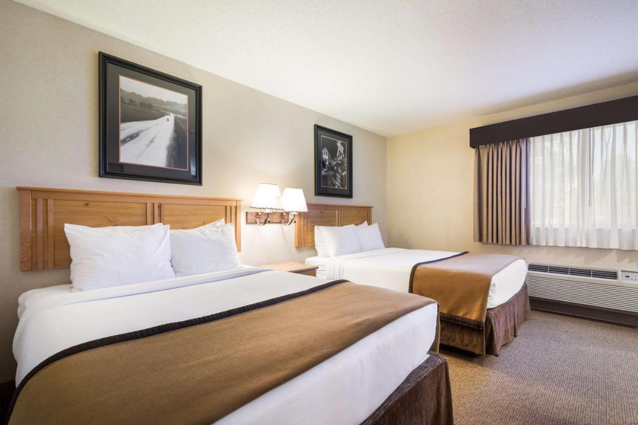 Best Western Golden Spike Inn & Suites Hill City Esterno foto